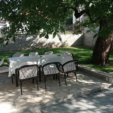 Aleksandar Aparthotel