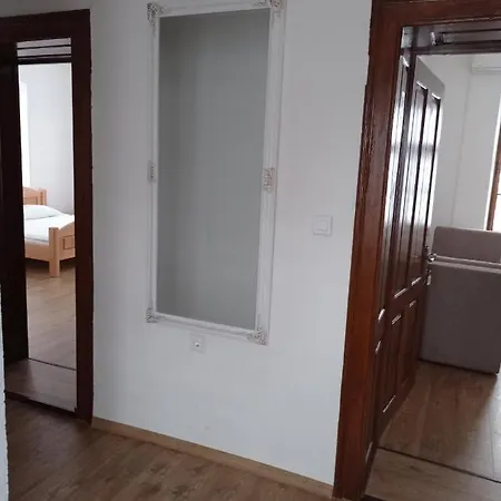 Aleksandar Aparthotel